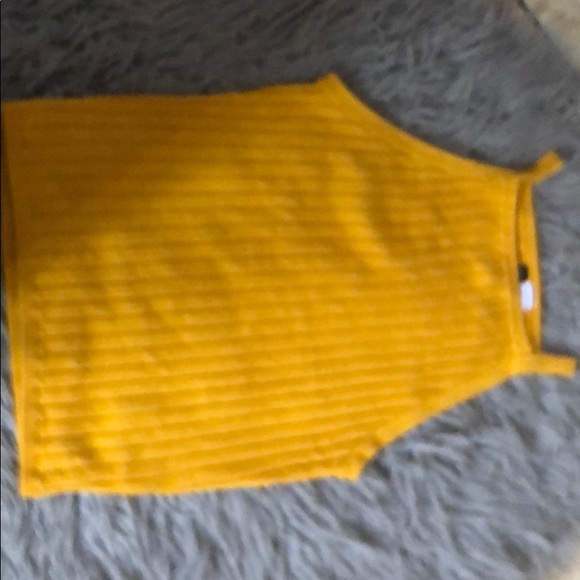 Tank top - Picture 2 of 2